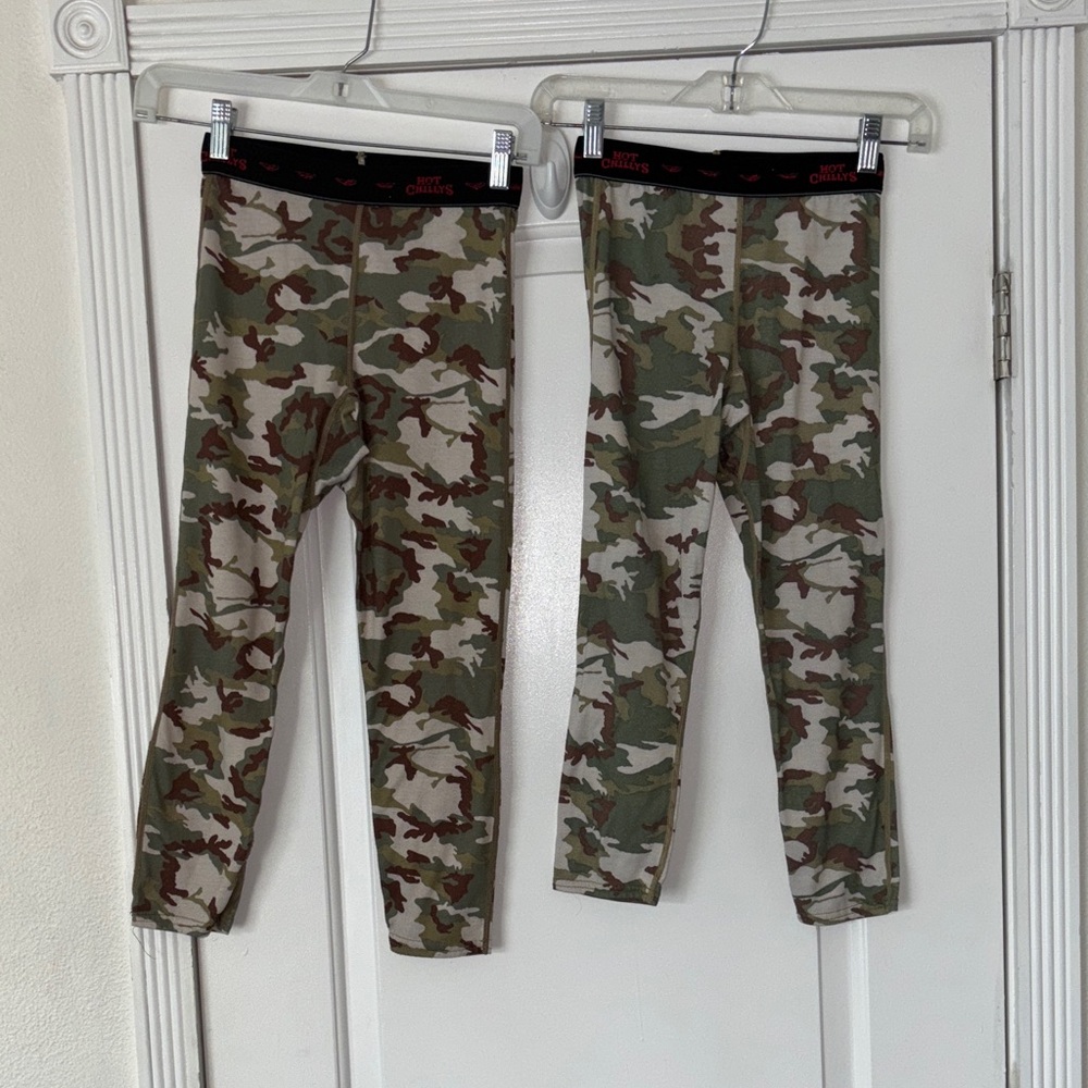 Hot Chillys base layer leggings bundle camouflage camo kids small